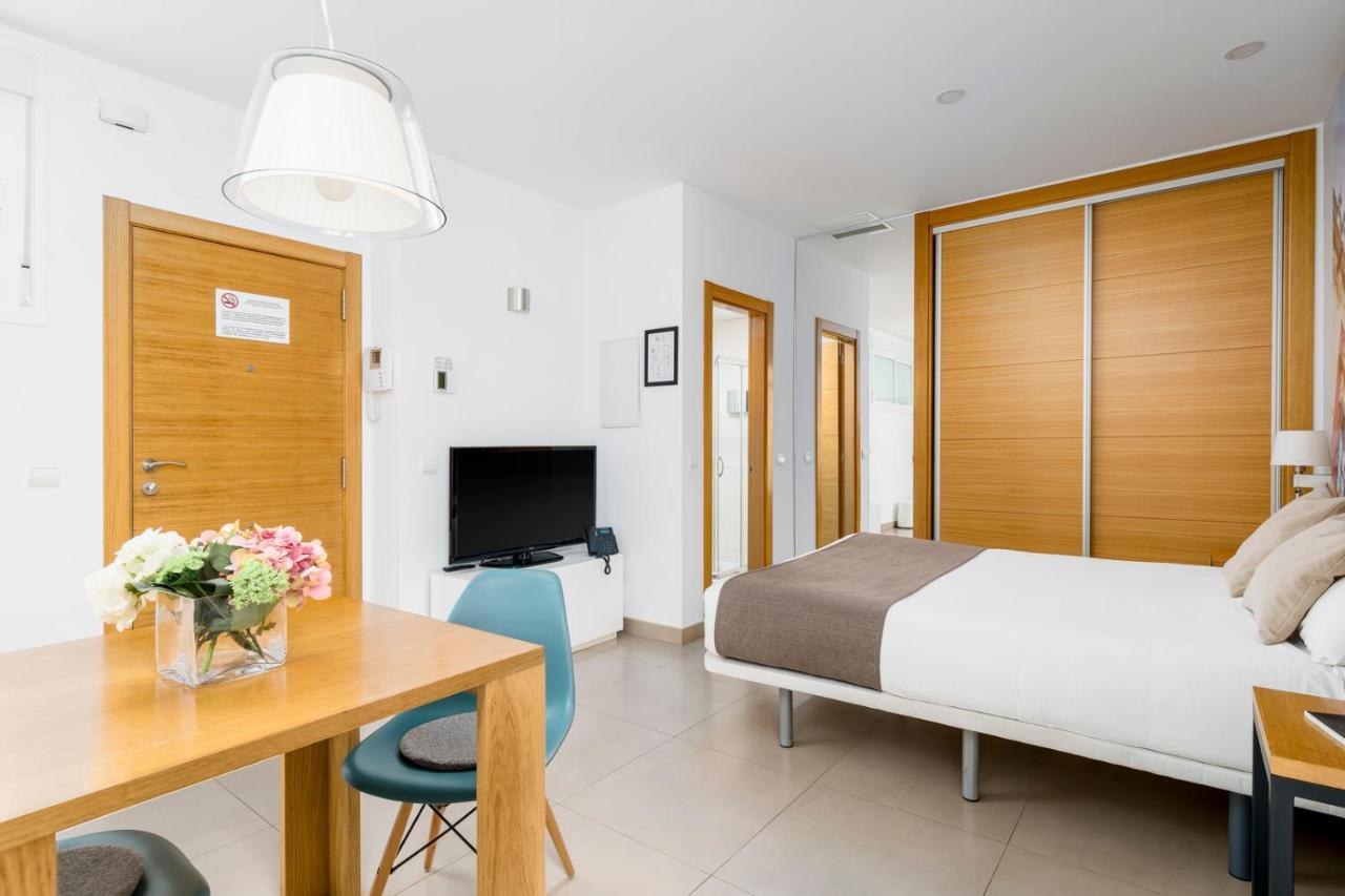 Suites Del Pintor Malaga Ngoại thất bức ảnh